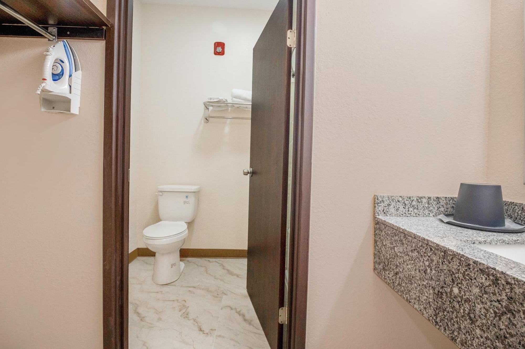 Oyo Hotel Adairsville Calhoun South I-75 Екстер'єр фото