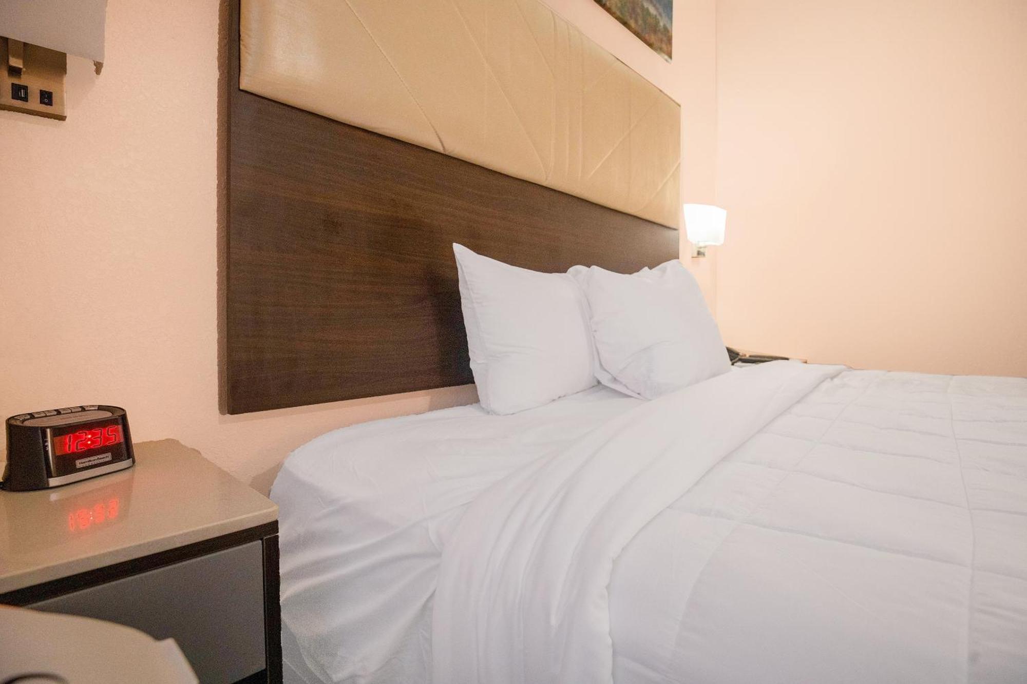 Oyo Hotel Adairsville Calhoun South I-75 Екстер'єр фото